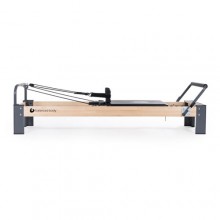 Реформер для пилатес Balanced Body Rialto™ Reformer